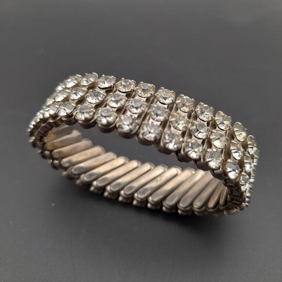 Vintage 1950s Clear Pronged Rhinestone Expansion Bracelet - Made in Japan - Picture 5 of 11